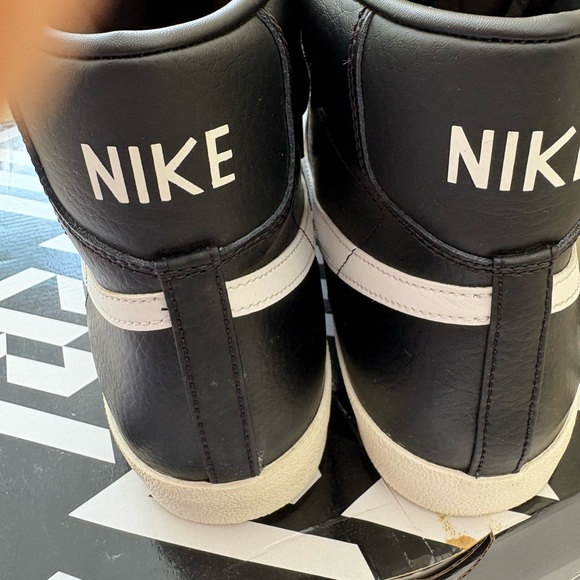 Nike Black and White High-Top Sneakers size 13 - Picture 5 of 14
